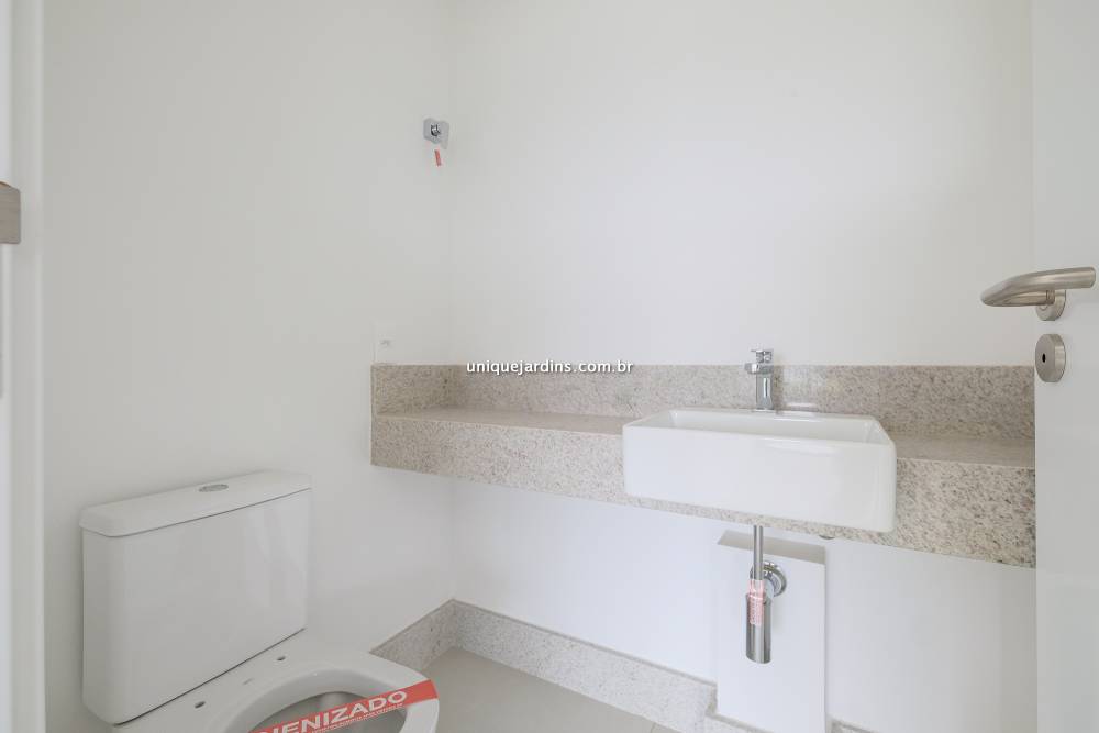 Apartamento à venda na Rua Bastos PereiraVila Nova Conceição - 999-apartamento-vila-nova-conceicao-sao-paulo-151014-4.jpg