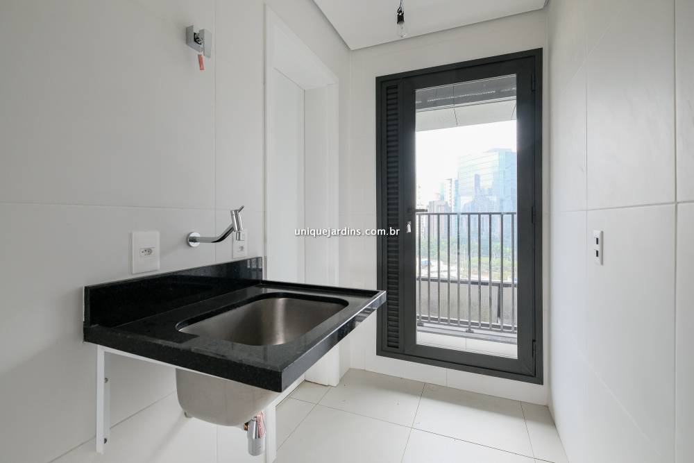 Apartamento à venda na Rua Bastos PereiraVila Nova Conceição - 999-apartamento-vila-nova-conceicao-sao-paulo-151014-7.jpg
