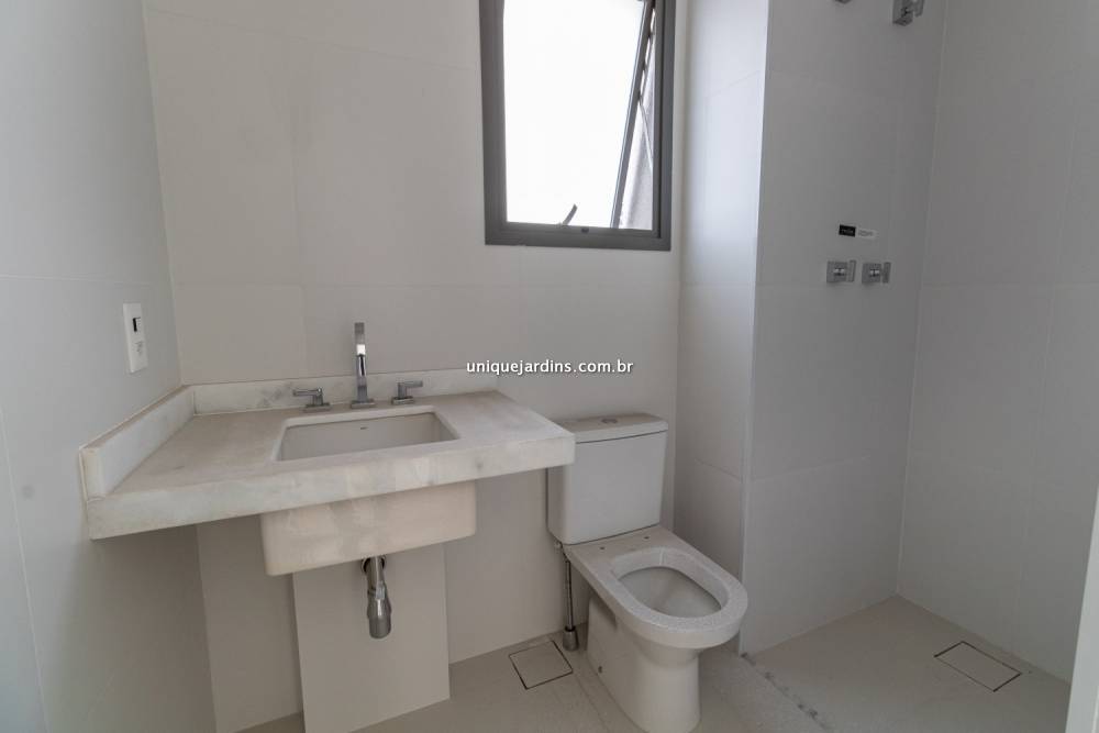 Apartamento à venda na Rua Santa JustinaVila Olímpia - 999-apartamento-vila-olimpia-sao-paulo-111824-9.jpg