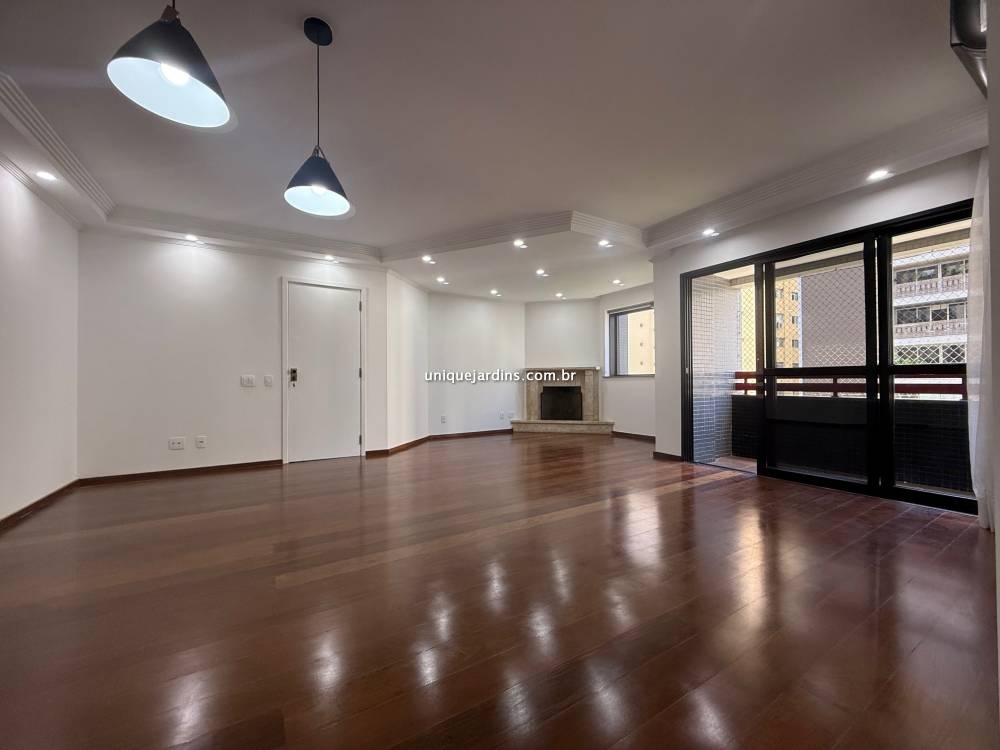 Apartamento à venda na Rua Pedroso AlvarengaItaim Bibi - 999-apartamento-itaim-bibi-sao-paulo-192317-1.jpg