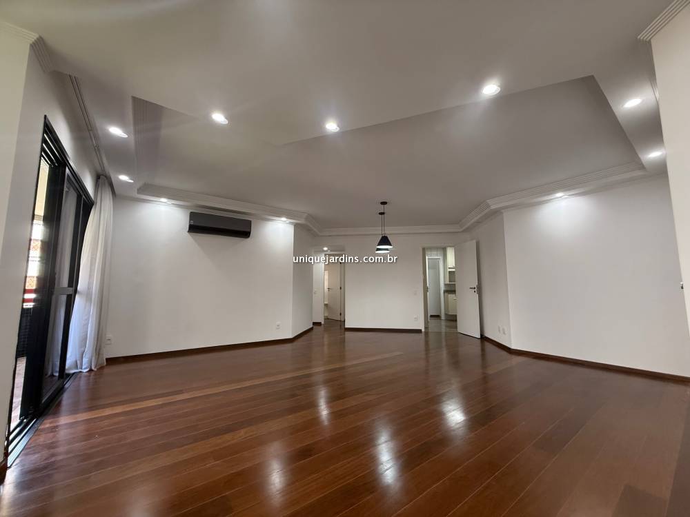 Apartamento à venda na Rua Pedroso AlvarengaItaim Bibi - 999-apartamento-itaim-bibi-sao-paulo-192318-3.jpg