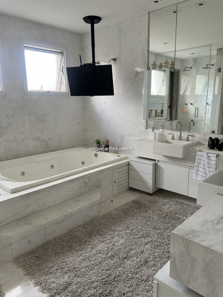 Apartamento à venda na Rua CanárioVila Nova Conceição - 999-apartamento-moema-sao-paulo-121656-0.jpg