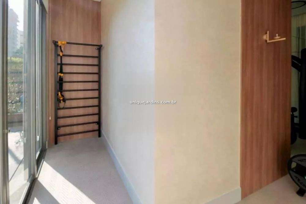 Apartamento à venda na Avenida Bem-te-viMoema - 999-apartamento-moema-sao-paulo-165947-1.jpg