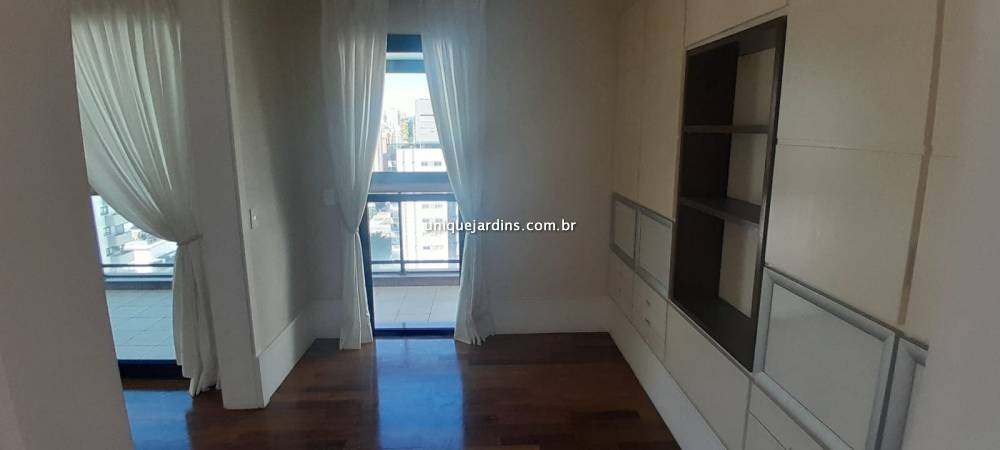 Apartamento à venda na Rua EdsonCampo Belo - apartamento-campo-belo-sao-paulo-132901-17.jpg