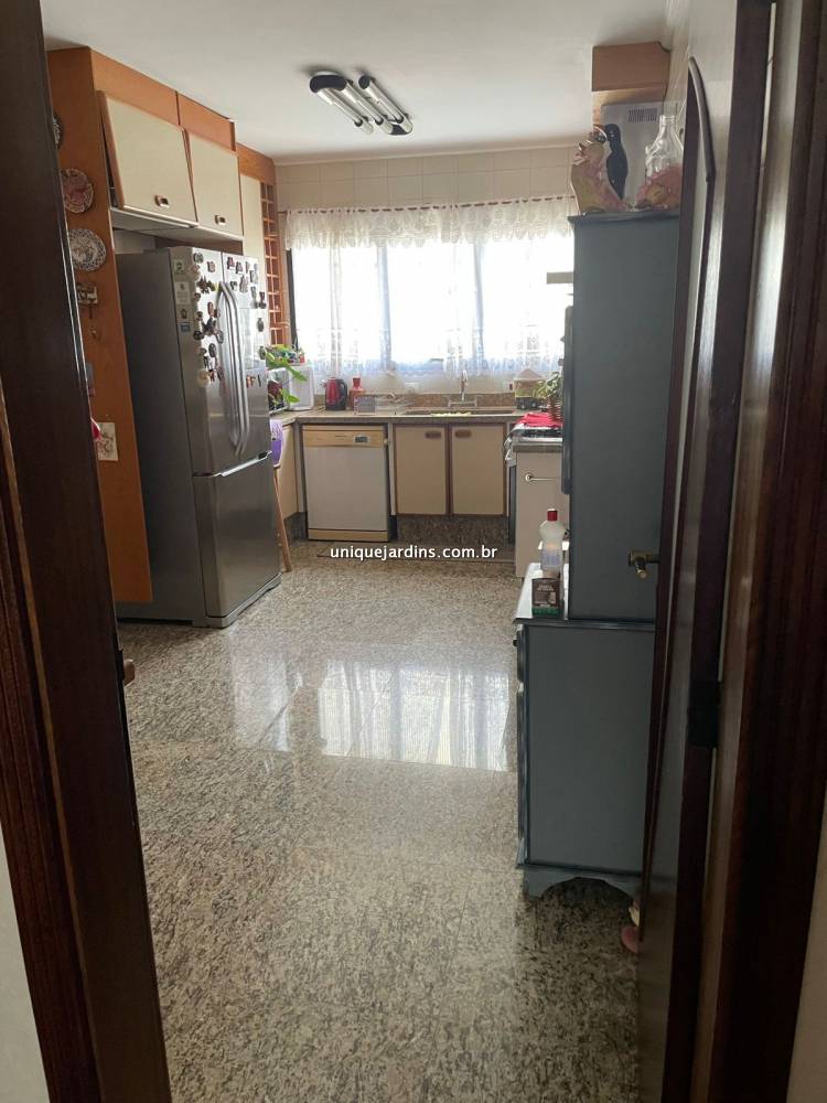 Apartamento à venda na Avenida ChibarásMoema - 999-apartamento-moema-sao-paulo-102003-9.jpg
