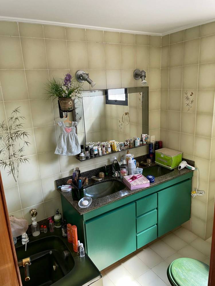 Apartamento à venda na Avenida ChibarásMoema - 999-apartamento-moema-sao-paulo-102202-0.jpg
