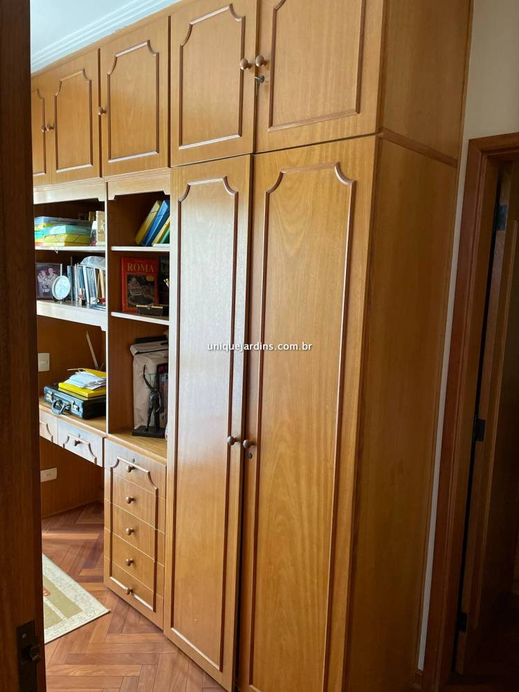 Apartamento à venda na Avenida ChibarásMoema - 999-apartamento-moema-sao-paulo-102205-12.jpg