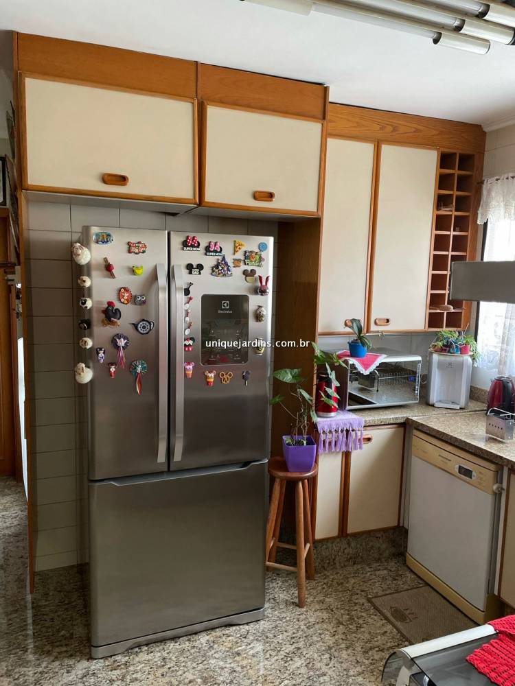 Apartamento à venda na Avenida ChibarásMoema - 999-apartamento-moema-sao-paulo-102410-4.jpg