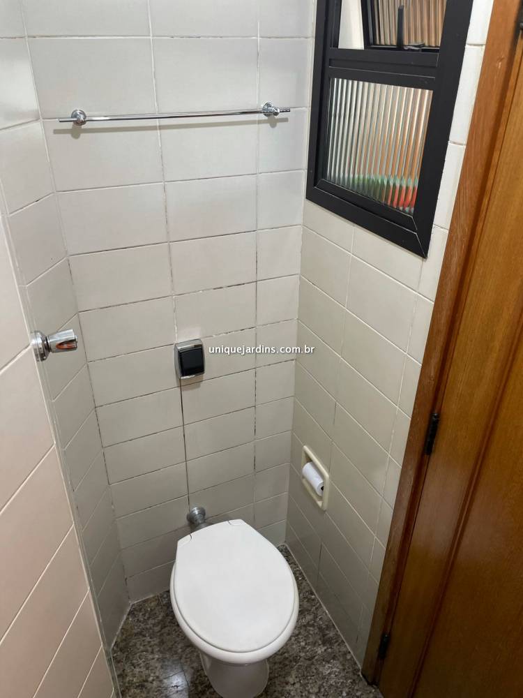 Apartamento à venda na Avenida ChibarásMoema - 999-apartamento-moema-sao-paulo-102410-5.jpg