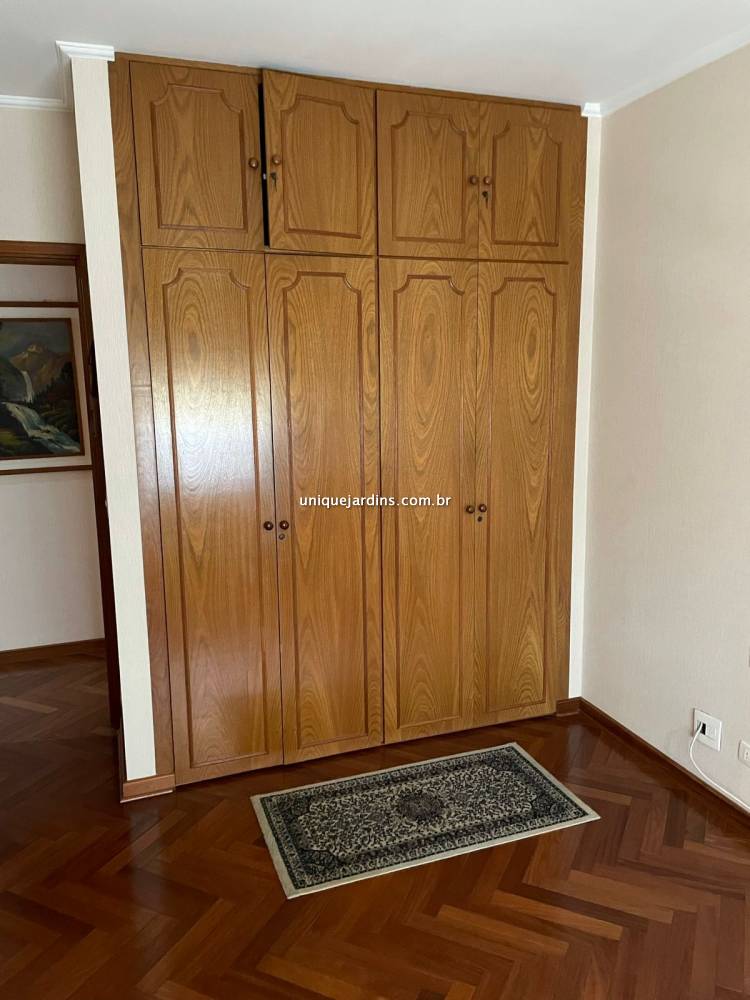 Apartamento à venda na Avenida ChibarásMoema - 999-apartamento-moema-sao-paulo-102410-9.jpg