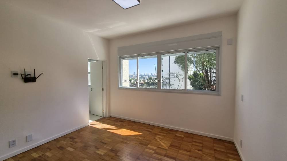 Apartamento à venda na Rua SergipeHigienópolis - 999-apartamento-higienopolis-sao-paulo-142322-0.jpg