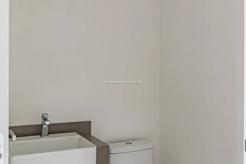 Apartamento à venda na Rua Jerônimo da VeigaItaim Bibi - 999-apartamento-itaim-bibi-sao-paulo-165658-1.jpg