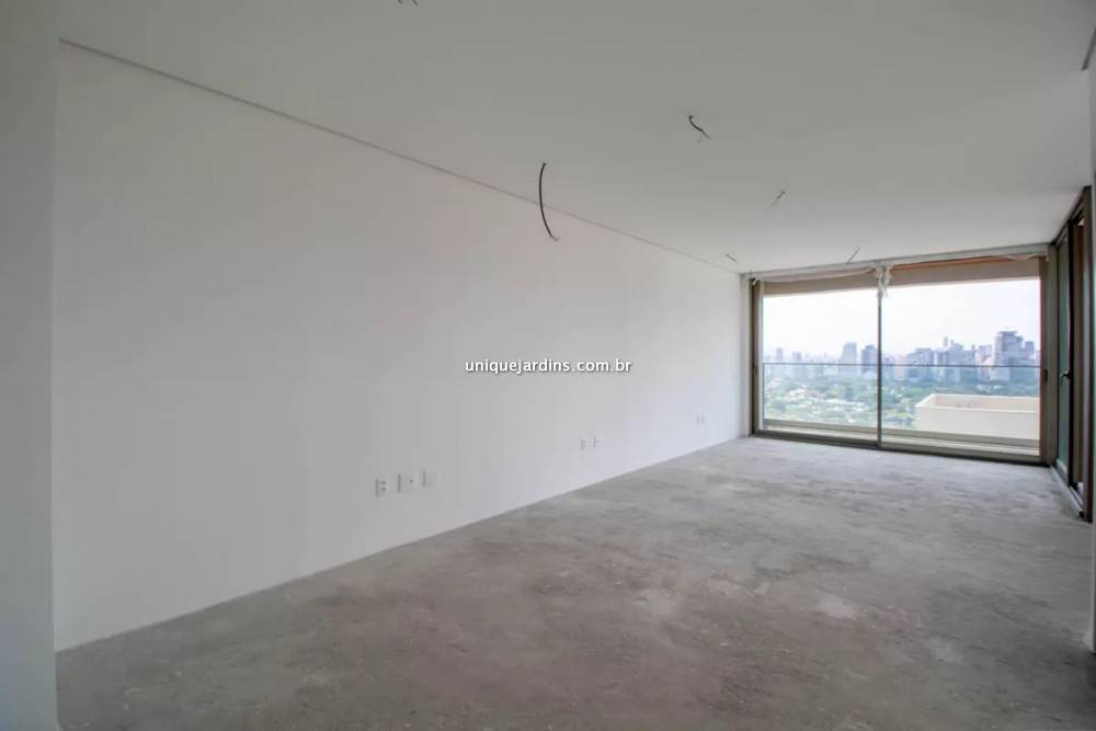Apartamento à venda na Rua Jerônimo da VeigaItaim Bibi - apartamento-itaim-bibi-sao-paulo-165633-0.jpg