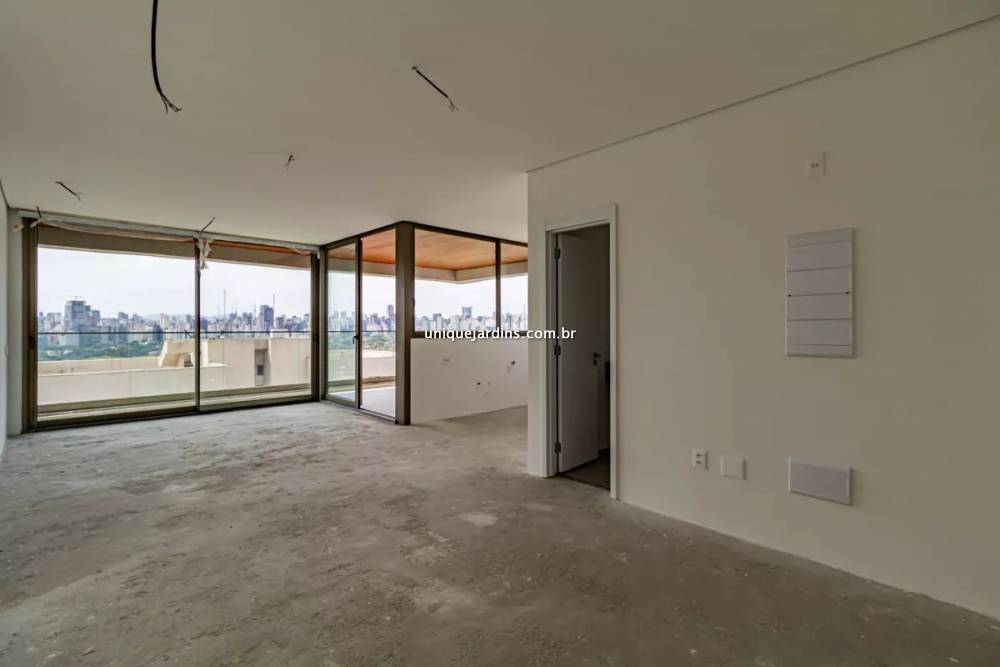 Apartamento à venda na Rua Jerônimo da VeigaItaim Bibi - apartamento-itaim-bibi-sao-paulo-165633-2.jpg