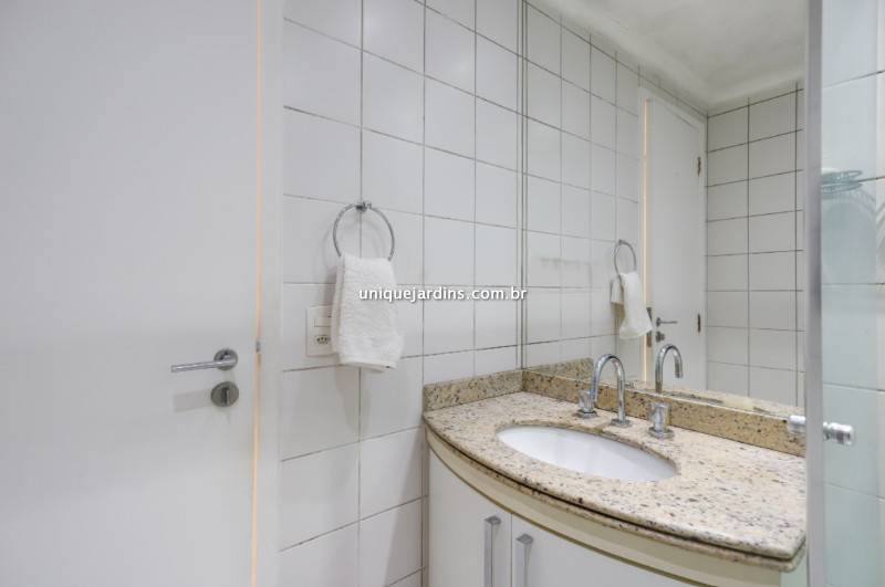Apartamento à venda na Avenida JamarisMoema - 999-apartamento-moema-sao-paulo-101725-14.jpg