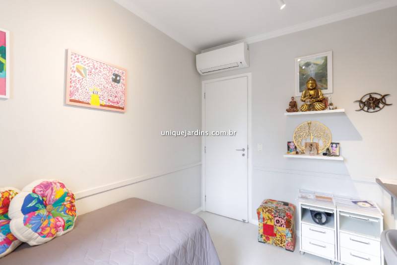 Apartamento à venda na Avenida JamarisMoema - apartamento-moema-sao-paulo-101644-1.jpg