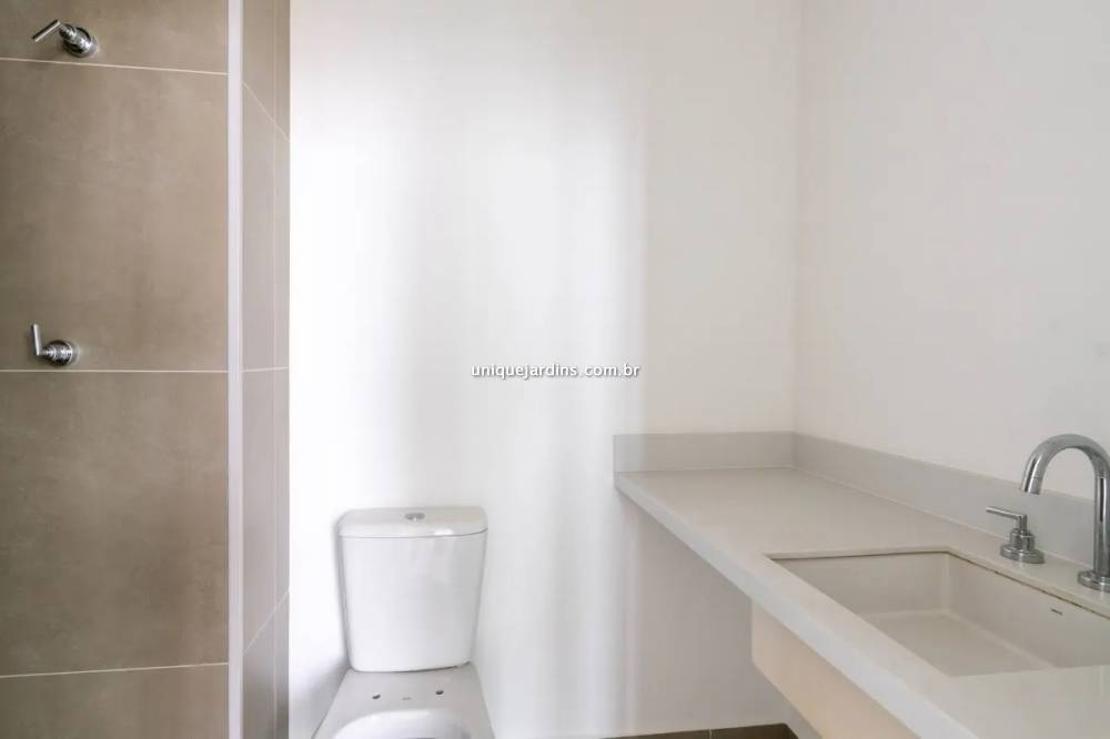 Apartamento à venda na Avenida AçocêMoema - 999-apartamento-moema-sao-paulo-180238-11.jpg