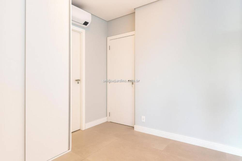 Apartamento à venda na Rua João CachoeiraItaim Bibi - 999-apartamento-itaim-bibi-sao-paulo-212453-3.jpg