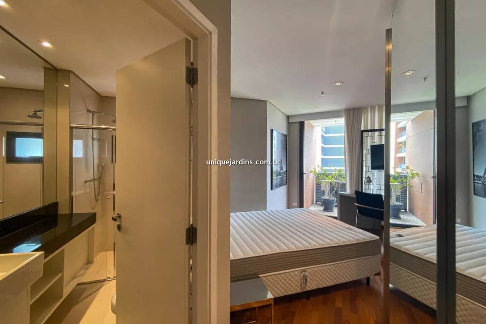 Apartamento para alugar na Rua Elvira FerrazVila Olímpia - 999-apartamento-vila-olimpia-sao-paulo-141633-2.jpg