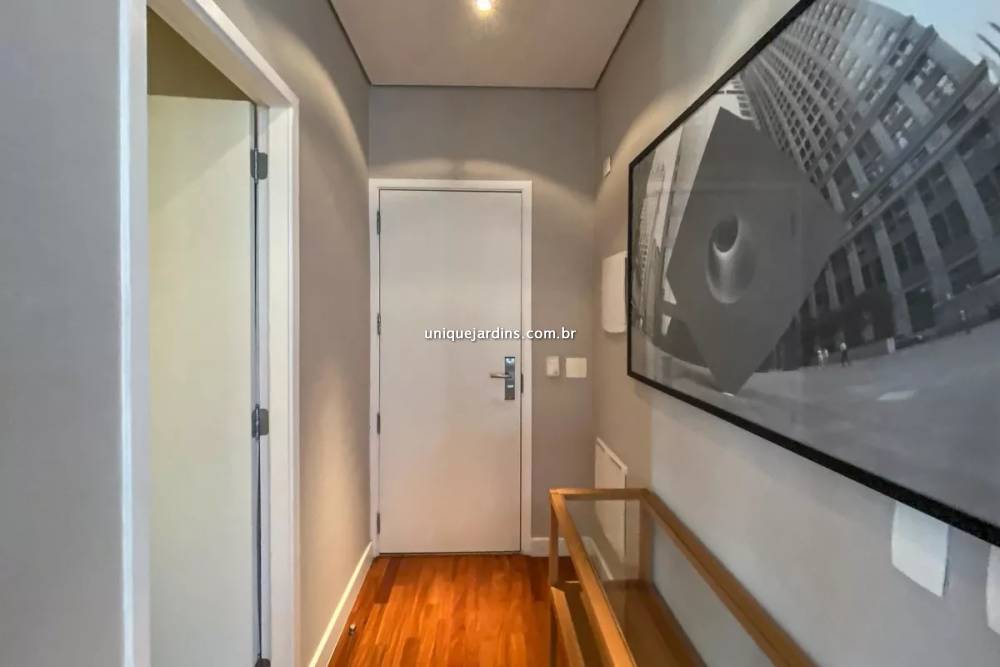 Apartamento para alugar na Rua Elvira FerrazVila Olímpia - 999-apartamento-vila-olimpia-sao-paulo-142509-0.jpg