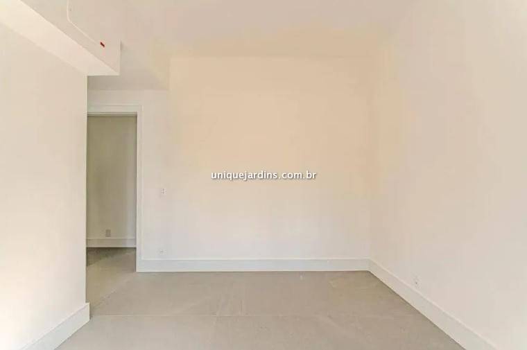 Apartamento à venda na Rua Afonso BrazVila Nova Conceição - 999-apartamento-vila-nova-conceicao-sao-paulo-123641-4.jpg