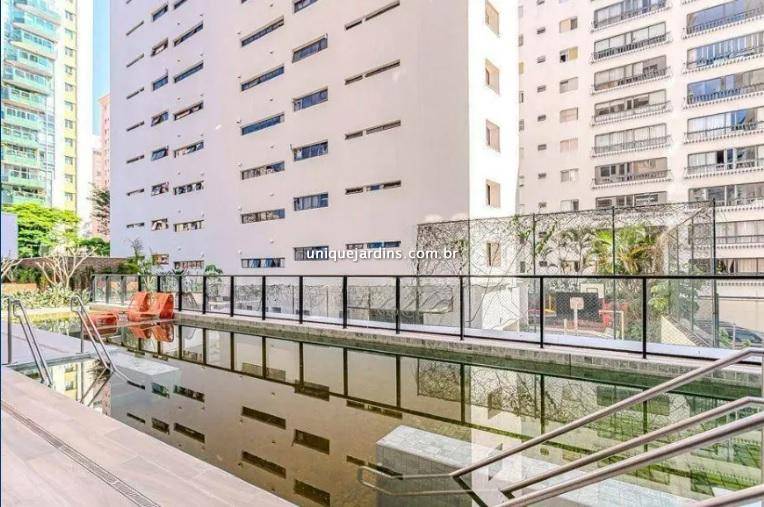 Apartamento à venda na Rua Afonso BrazVila Nova Conceição - 999-apartamento-vila-nova-conceicao-sao-paulo-124526-2.jpg