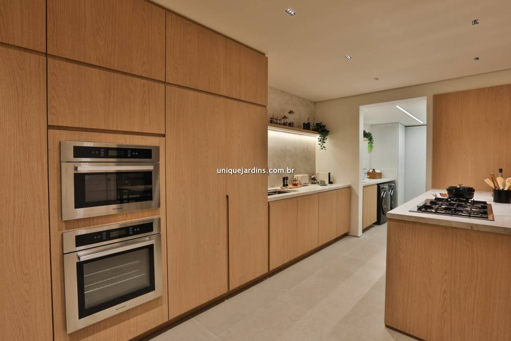 Apartamento à venda na Rua Henrique MonteiroJardim Europa - apartamento-jardim-europa-sao-paulo-151925-14.jpg
