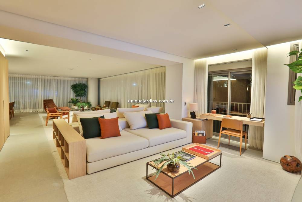 Apartamento à venda na Rua Henrique MonteiroJardim Europa - 999-apartamento-jardim-europa-sao-paulo-151953-2.jpg