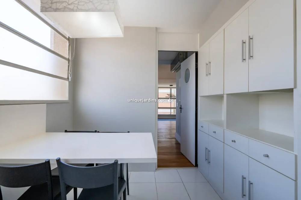 Apartamento à venda na Rua Haddock LoboJardim América - 999-apartamento-jardim-america-sao-paulo-111140-15.jpg