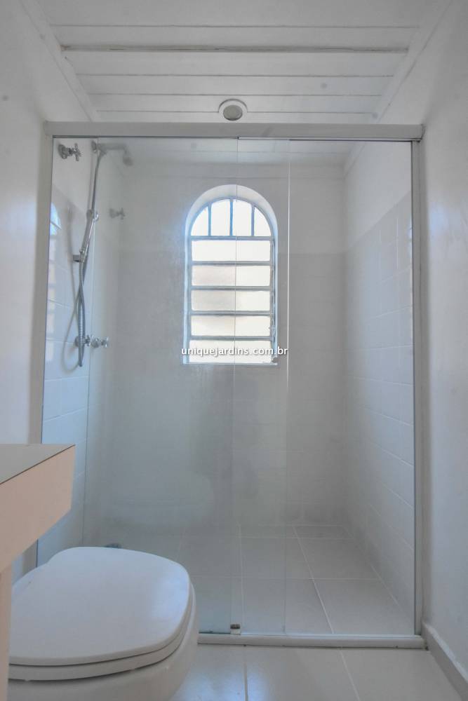 Casa Padrão para alugar na Rua SuéciaJardim Europa - 999-casa-padrao-jardim-europa-sao-paulo-151806-7.jpg