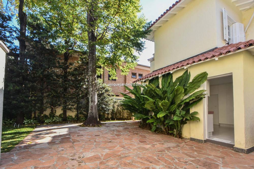 Casa Padrão para alugar na Rua SuéciaJardim Europa - 999-casa-padrao-jardim-europa-sao-paulo-151807-10.jpg