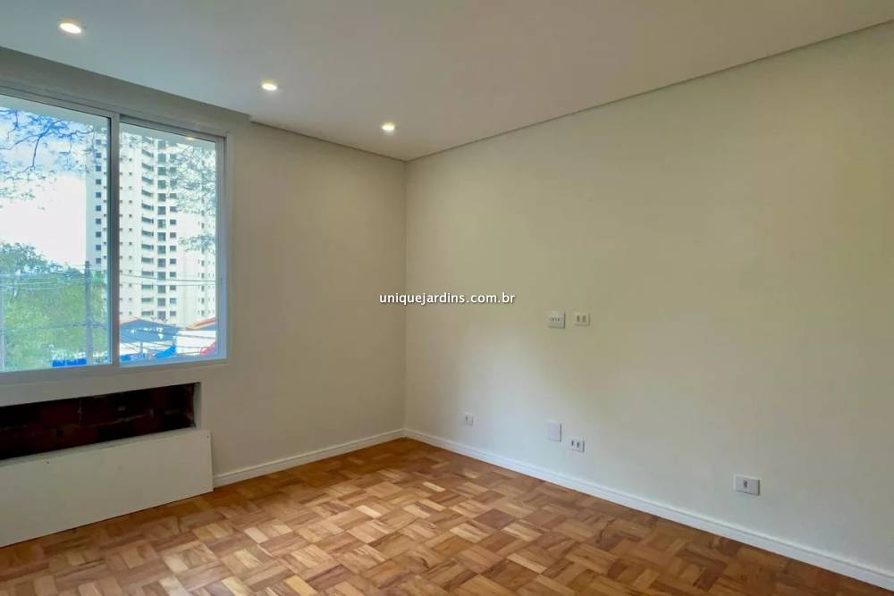 Apartamento à venda na Rua Alcino BragaParaíso - 999-apartamento-paraiso-sao-paulo-132551-0.jpg