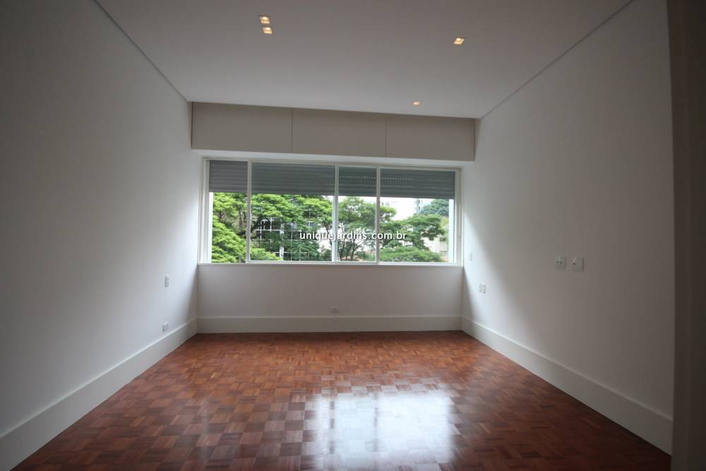 Apartamento à venda na Rua PiauíHigienópolis - 999-apartamento-higienopolis-sao-paulo-150859-2.jpg