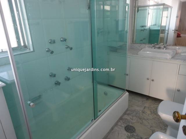 Apartamento para alugar na Rua Haddock LoboJardim América - cobertura-duplex-jardim-america-sao-paulo-101014-19.jpg