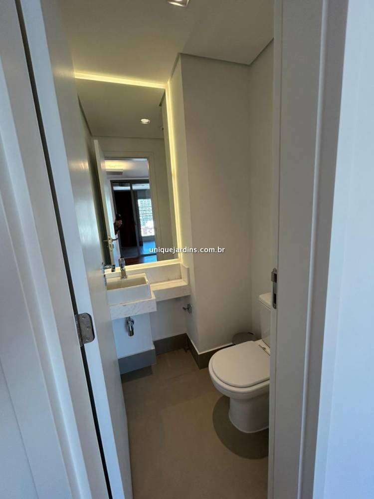 Apartamento à venda na Rua Santa JustinaVila Olímpia - 999-apartamento-vila-olimpia-sao-paulo-105128-3.jpg