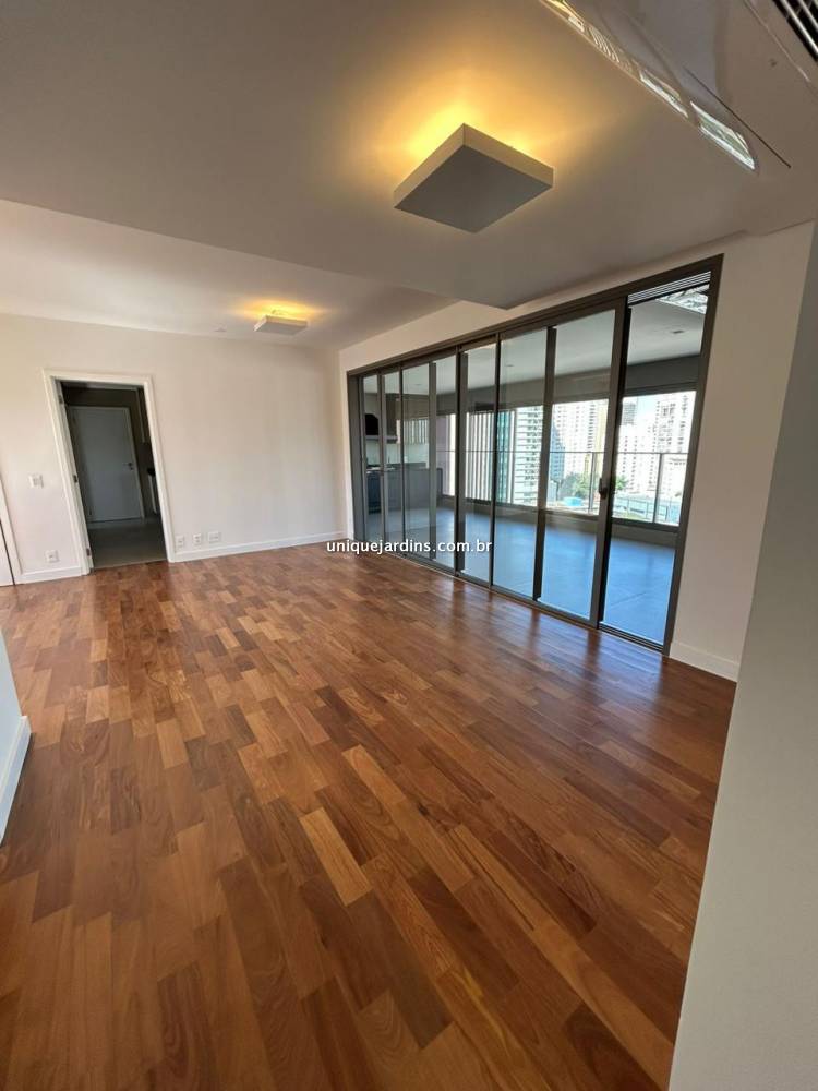 Apartamento à venda na Rua Santa JustinaVila Olímpia - 999-apartamento-vila-olimpia-sao-paulo-105128-4.jpg