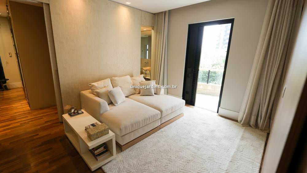 Apartamento à venda na Rua Domingos LemeVila Nova Conceição - 999-apartamento-vila-nova-conceicao-sao-paulo-161322-10.jpg