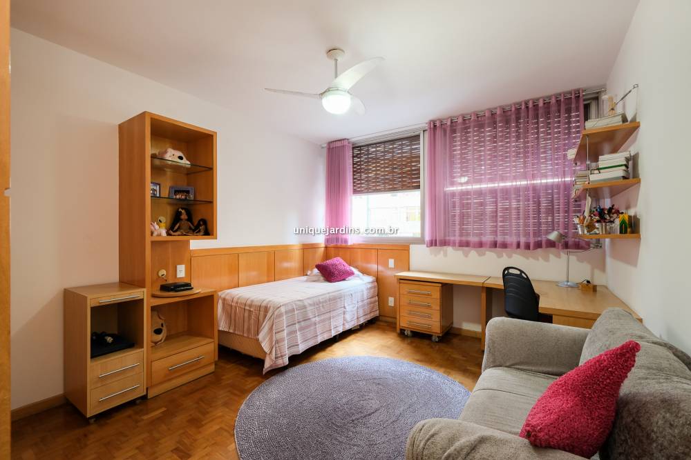 Apartamento à venda na Rua ItacolomiHigienópolis - 999-apartamento-higienopolis-sao-paulo-165443-3.jpg
