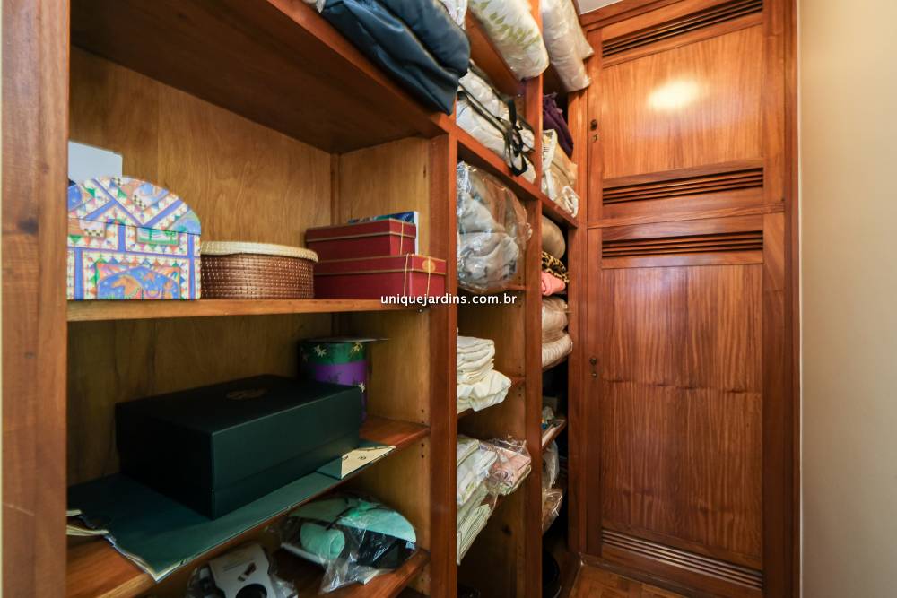 Apartamento à venda na Rua ItacolomiHigienópolis - 999-apartamento-higienopolis-sao-paulo-165443-4.jpg
