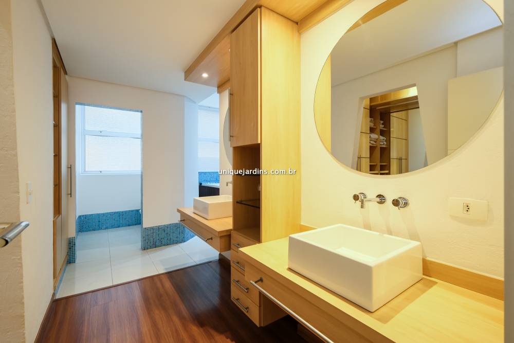 Apartamento à venda na Rua ItacolomiHigienópolis - 999-apartamento-higienopolis-sao-paulo-165444-6.jpg