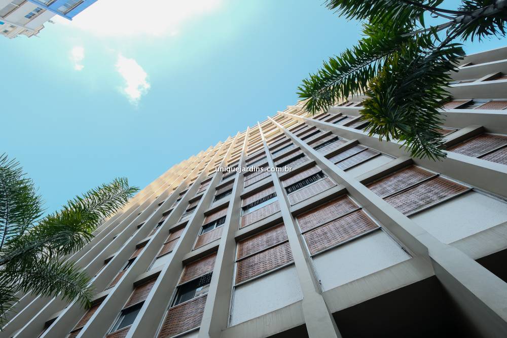 Apartamento à venda na Rua ItacolomiHigienópolis - 999-apartamento-higienopolis-sao-paulo-165445-16.jpg