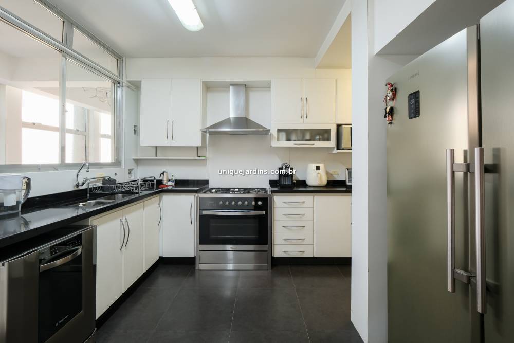 Apartamento à venda na Rua ItacolomiHigienópolis - apartamento-higienopolis-sao-paulo-165430-10.jpg