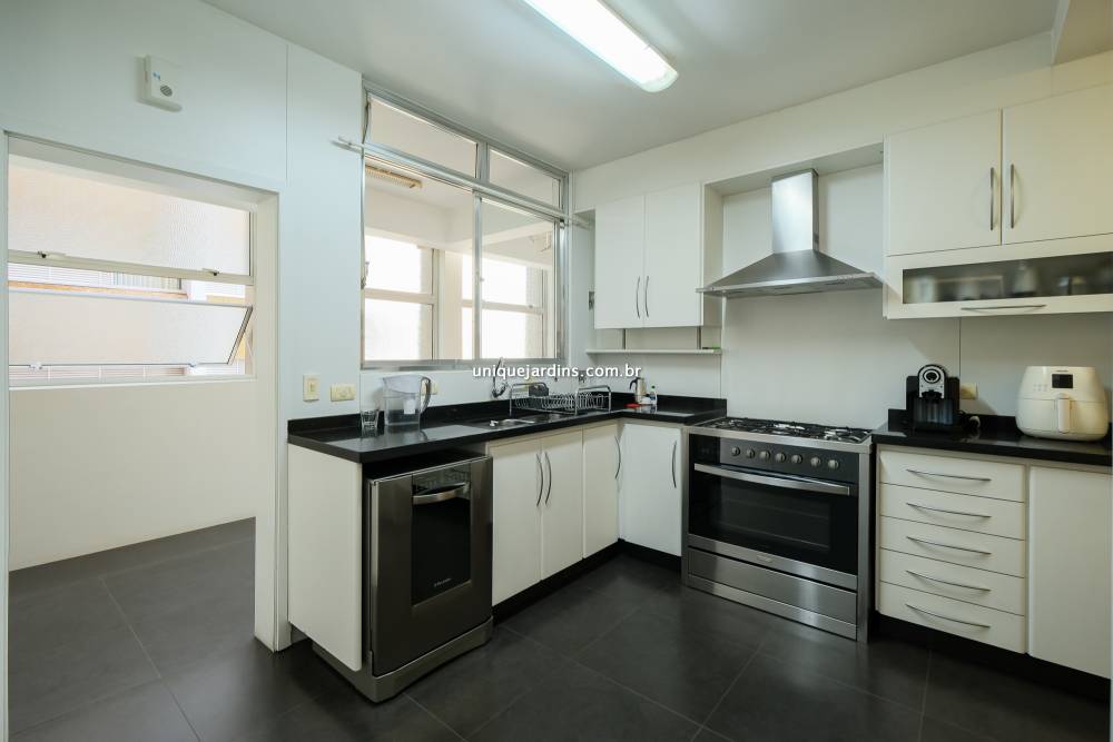 Apartamento à venda na Rua ItacolomiHigienópolis - apartamento-higienopolis-sao-paulo-165431-11.jpg