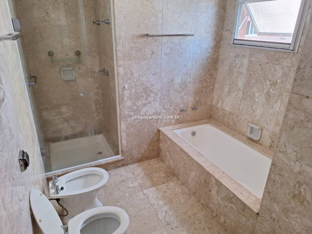 Apartamento à venda na Rua JacuriciItaim Bibi - 999-apartamento-itaim-bibi-sao-paulo-134638-18.jpg