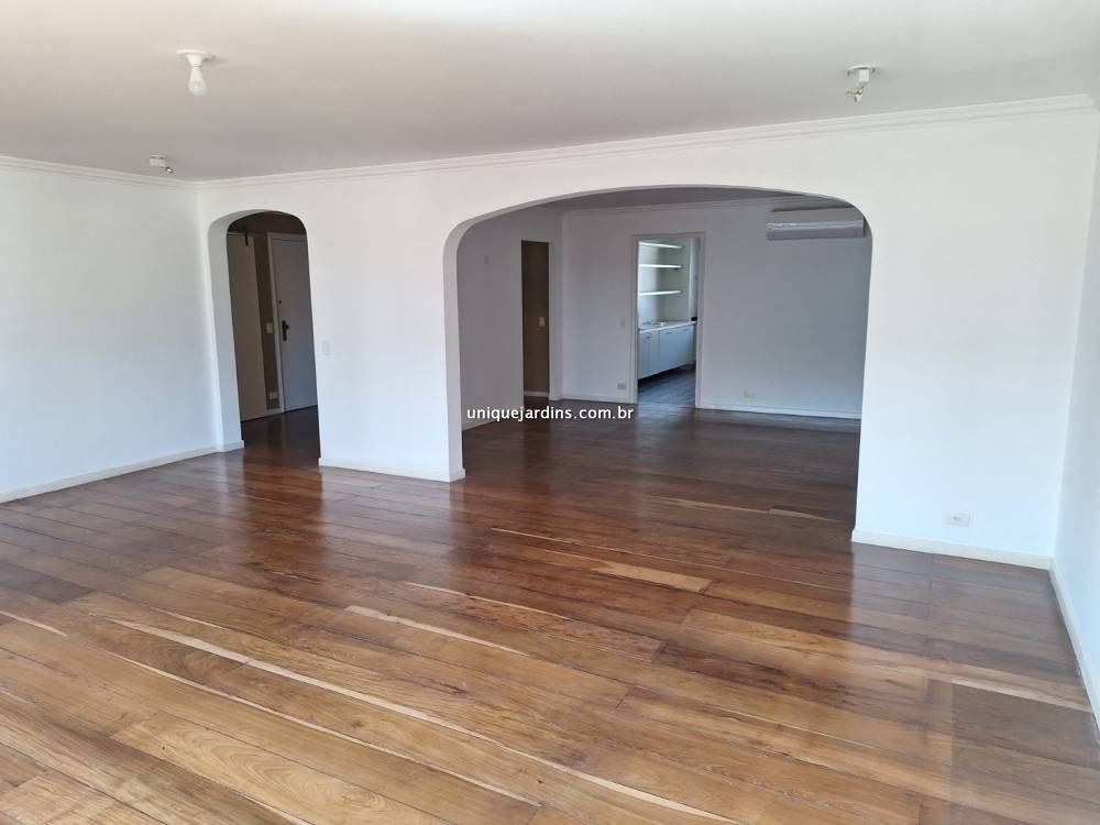 Apartamento à venda na Rua JacuriciItaim Bibi - 999-apartamento-itaim-bibi-sao-paulo-134638-19.jpg