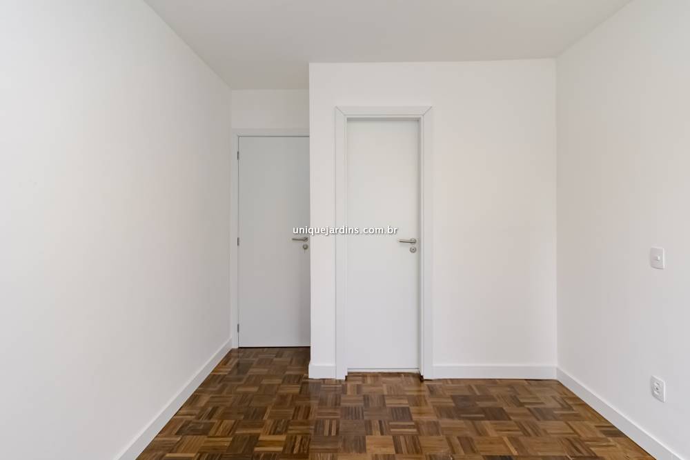 Apartamento à venda na Rua José Maria LisboaJardim América - 999-apartamento-jardim-america-sao-paulo-131806-9.jpg