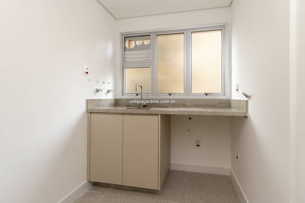 Apartamento à venda na Rua José Maria LisboaJardim América - 999-apartamento-jardim-america-sao-paulo-131807-15.jpg