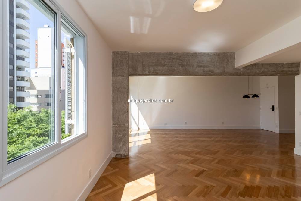 Apartamento à venda na Rua Haddock LoboJardim América - 999-apartamento-jardim-america-sao-paulo-131431-2.jpg