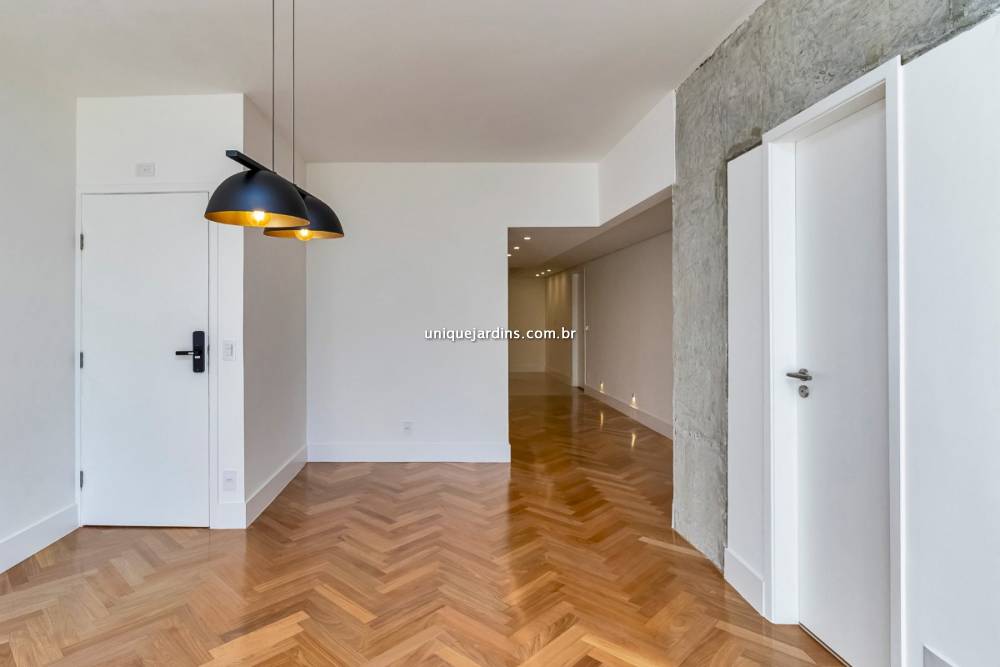Apartamento à venda na Rua Haddock LoboJardim América - 999-apartamento-jardim-america-sao-paulo-131432-6.jpg