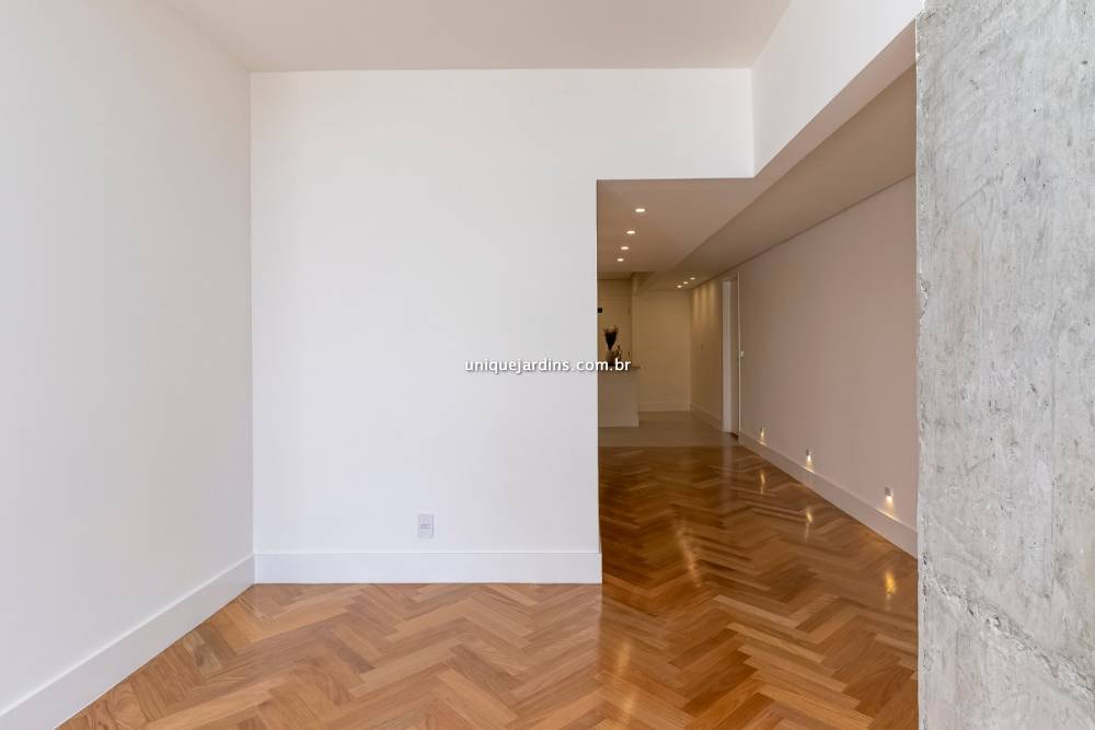 Apartamento à venda na Rua Haddock LoboJardim América - 999-apartamento-jardim-america-sao-paulo-131432-8.jpg
